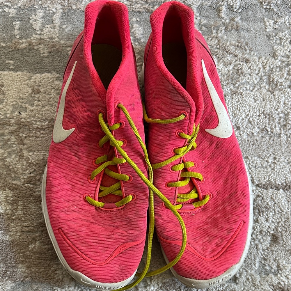 Nike Women's Bright Pink Athletic Shoes